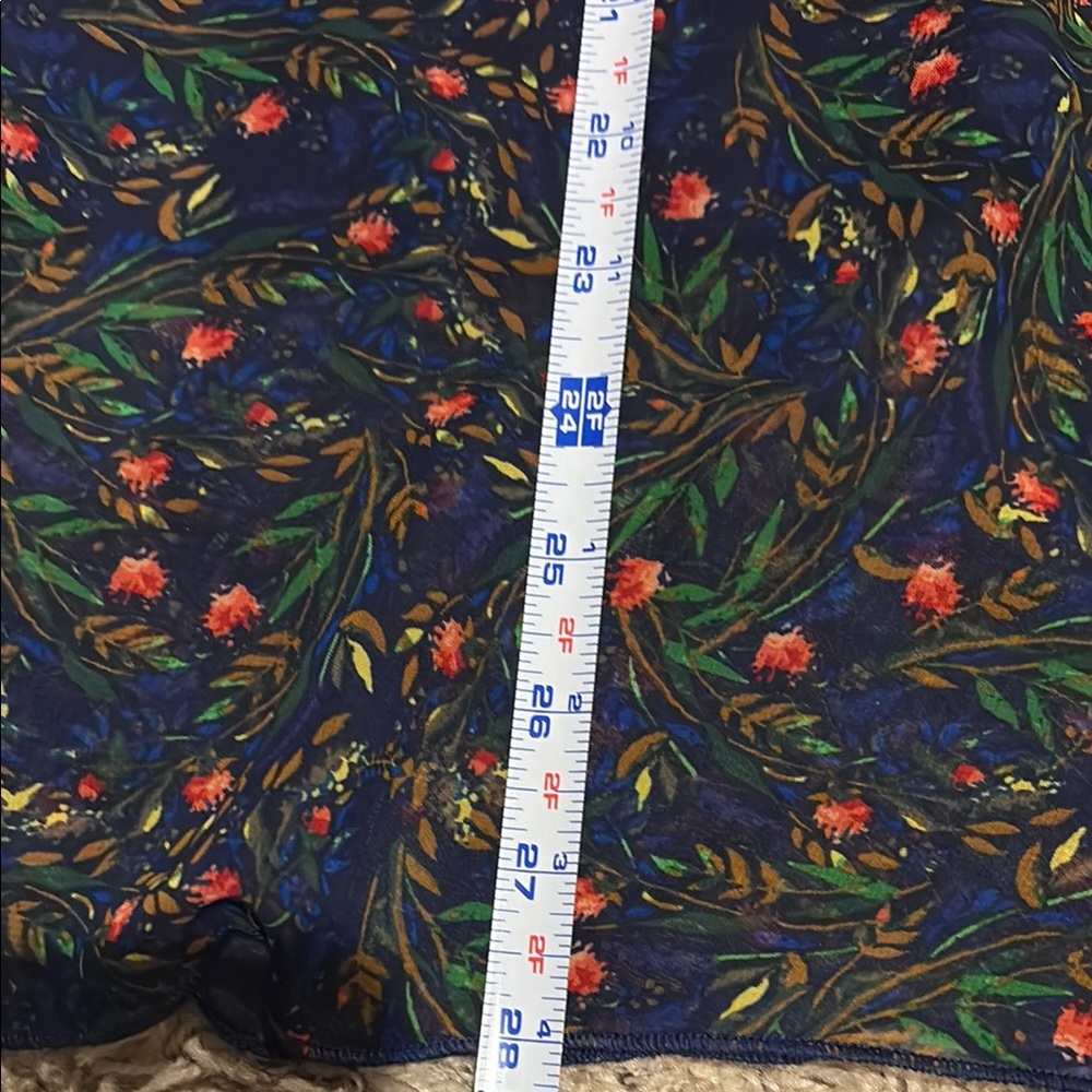 LuLaRoe Navy Midi Skirt with Coral Waistband and Tiny Floral Sprigs - Picture 8 of 9